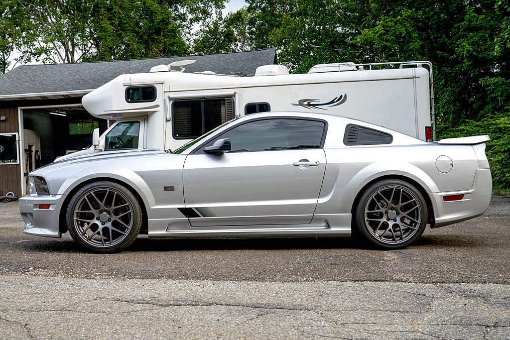 2006 Ford Mustang Saleen S281 Supercharged Coupe 1 of 4 for sale